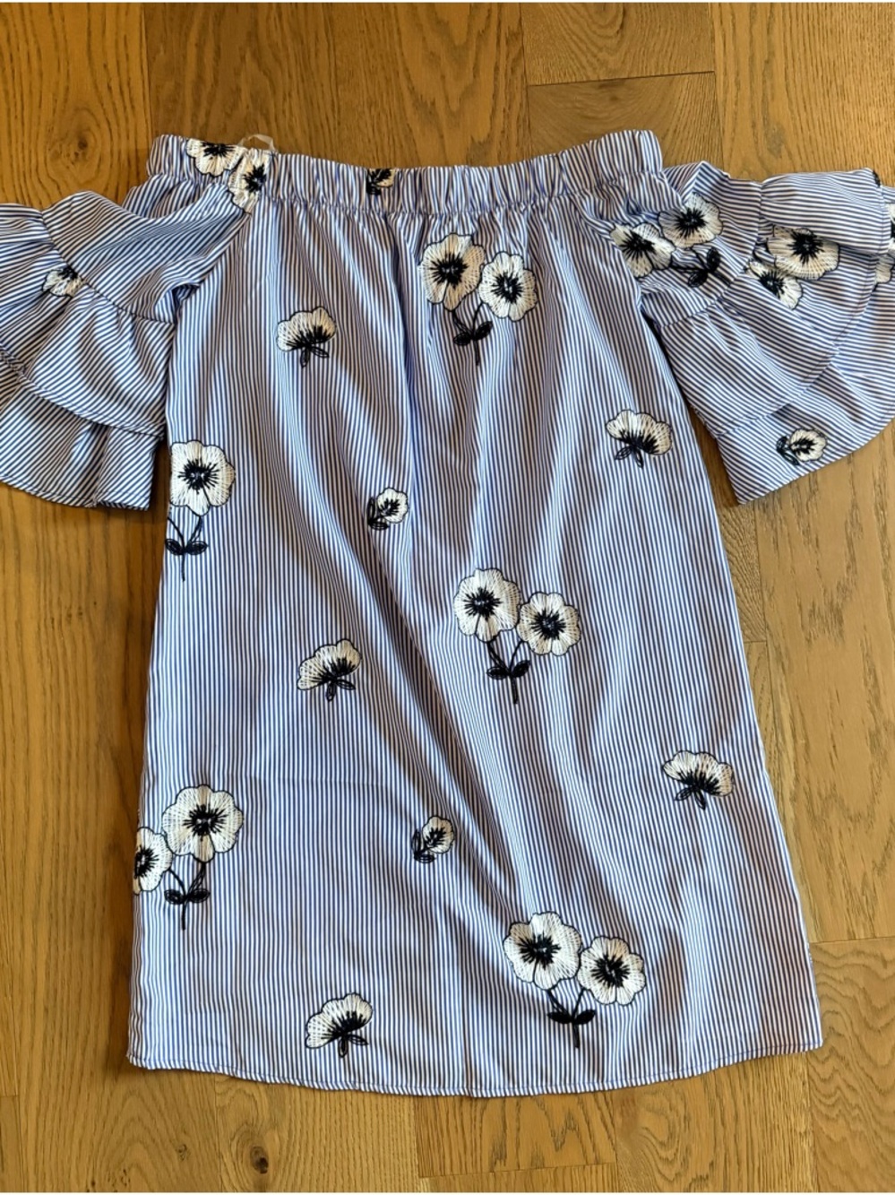 Womens Blue Striped Off-Shoulder Floral Boutique Dress